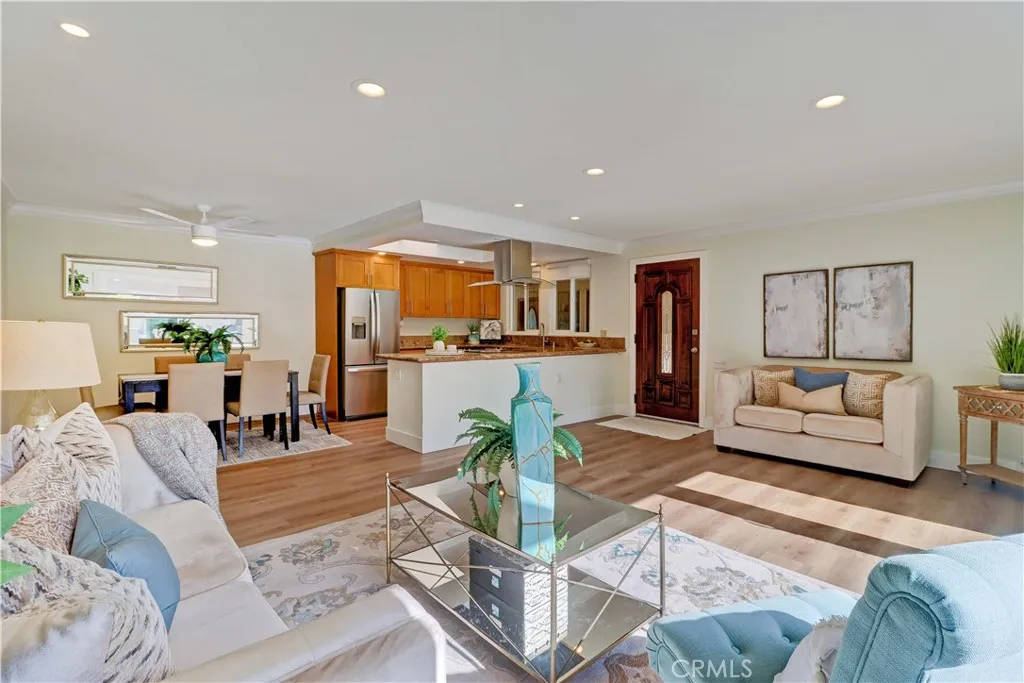 164 Avenida Majorca N, Laguna Woods, California 92637 home-pic-0