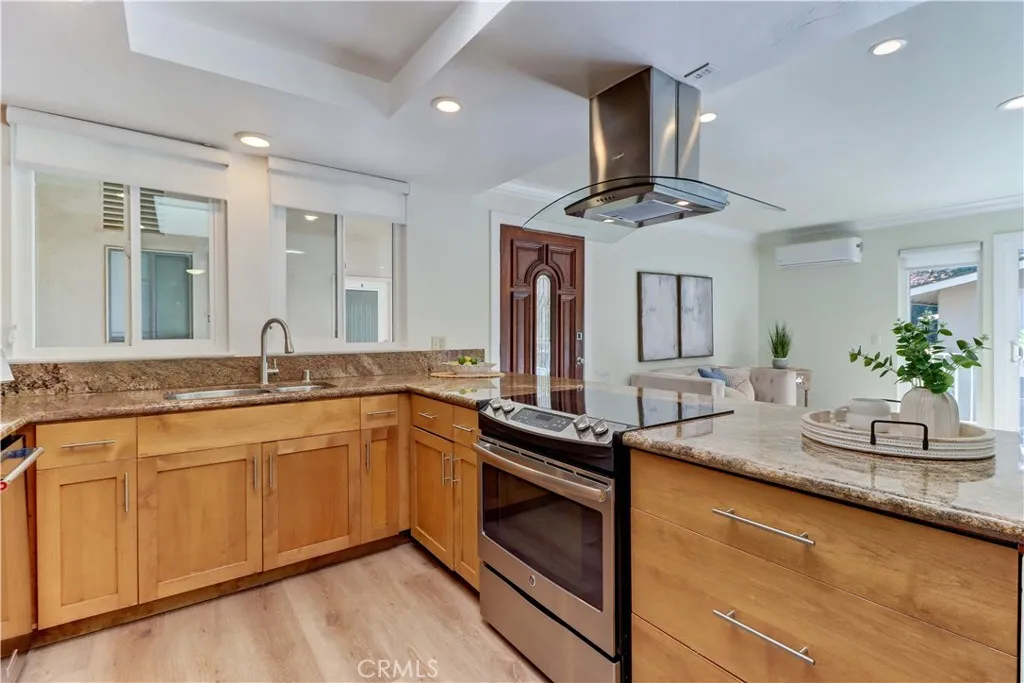 164 Avenida Majorca N, Laguna Woods, California 92637 home-pic-12