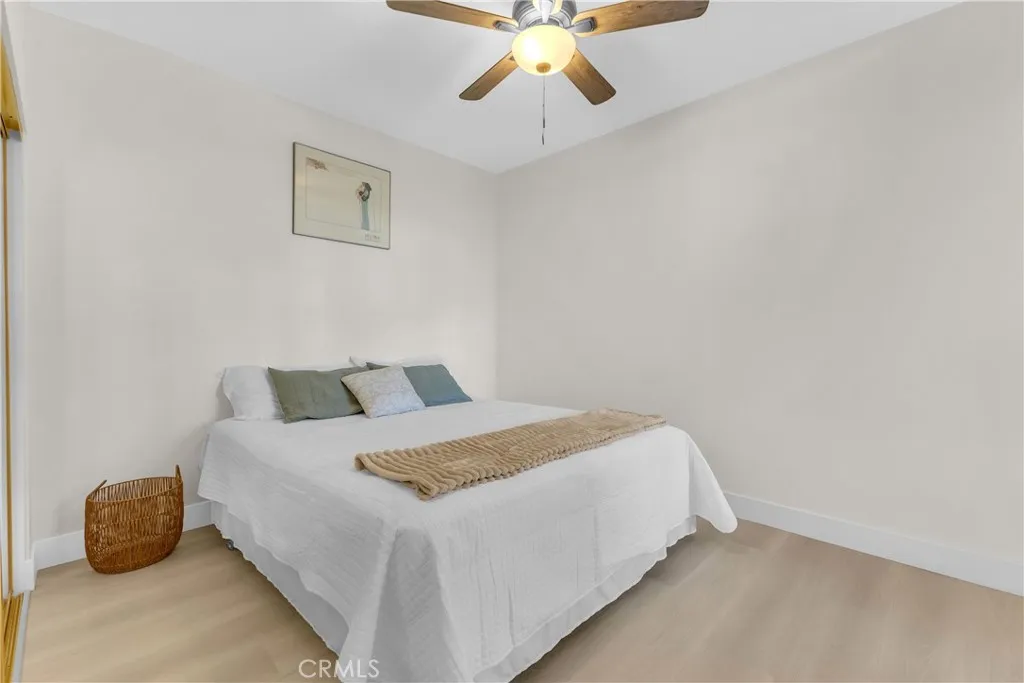 280 Vista Royale Circle W, Palm Desert, California 92211 home-pic-22