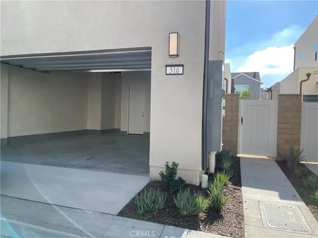 516 Neilson, Irvine, California 92618