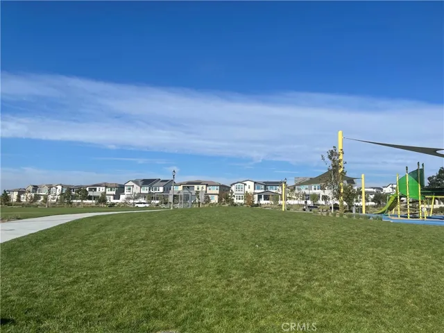 516 Neilson, Irvine, California 92618