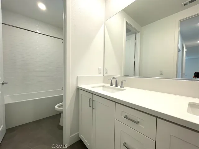 516 Neilson, Irvine, California 92618