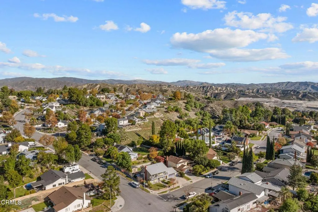 16833 Nearview, Canyon Country, California 91387 home-pic-35