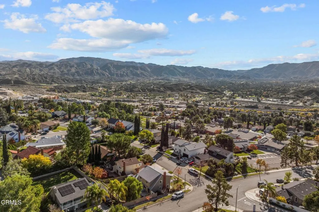 16833 Nearview, Canyon Country, California 91387 home-pic-36