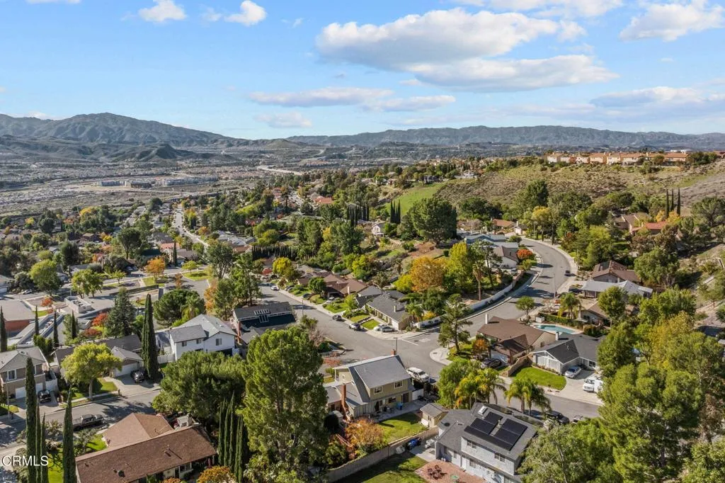 16833 Nearview, Canyon Country, California 91387 home-pic-37