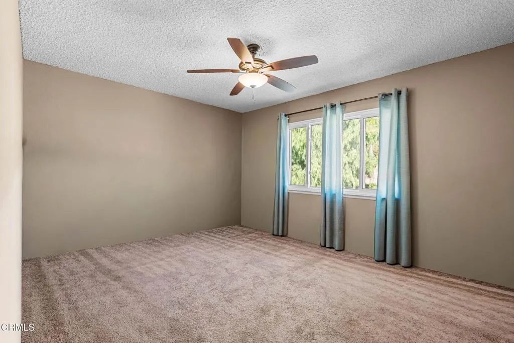 16833 Nearview, Canyon Country, California 91387 home-pic-25