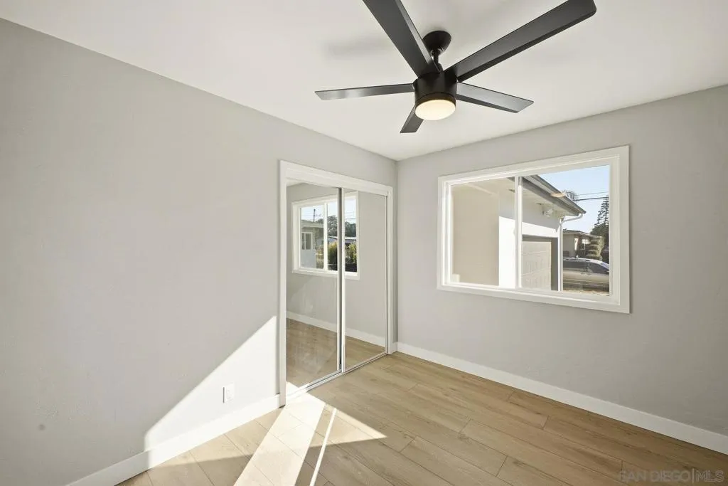 2990 Greyling Dr, San Diego, California 92123 home-pic-12