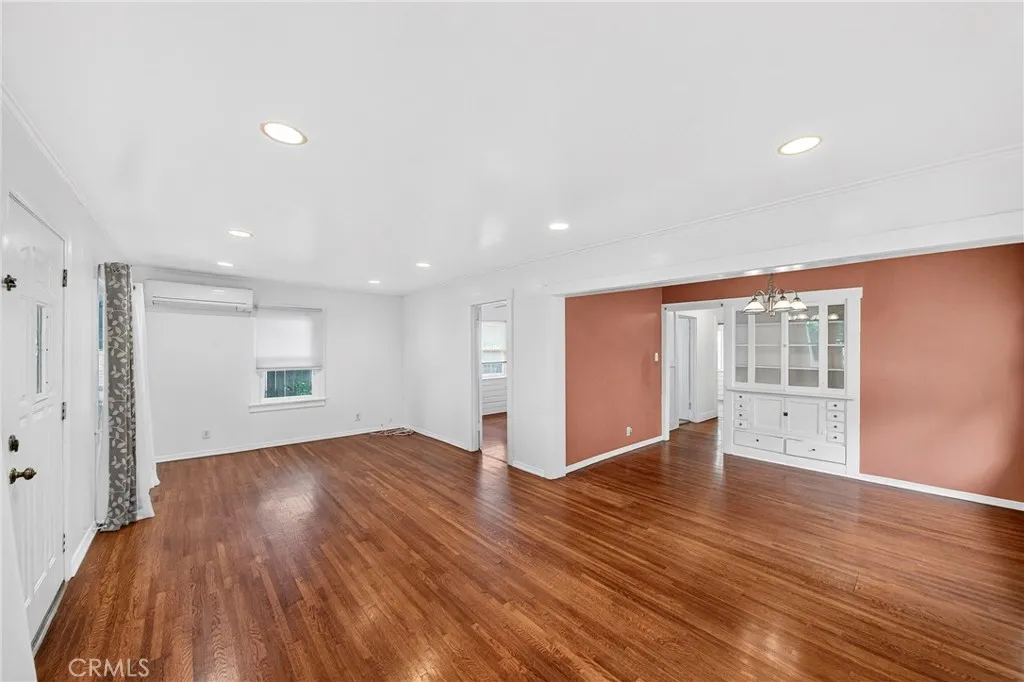 124 N Princeton Avenue, Fullerton, California 92831 home-pic-4