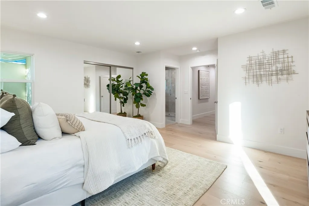 1507 Ramillo, Long Beach, California 90815 home-pic-29