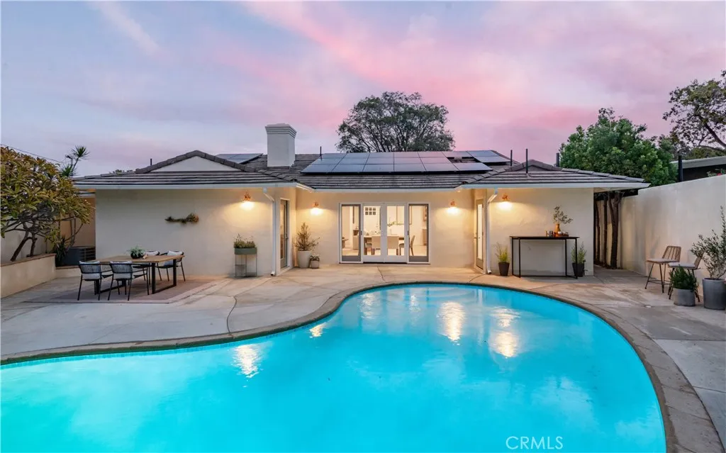 1507 Ramillo, Long Beach, California 90815 home-pic-1