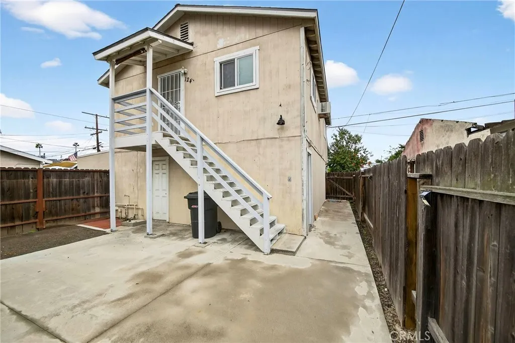124 N Princeton Avenue, Fullerton, California 92831 home-pic-28