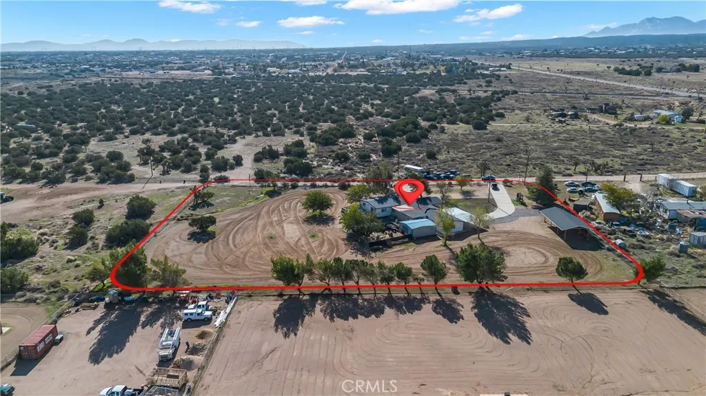 9888 Trinity, Oak Hills, California 92344 home-pic-49