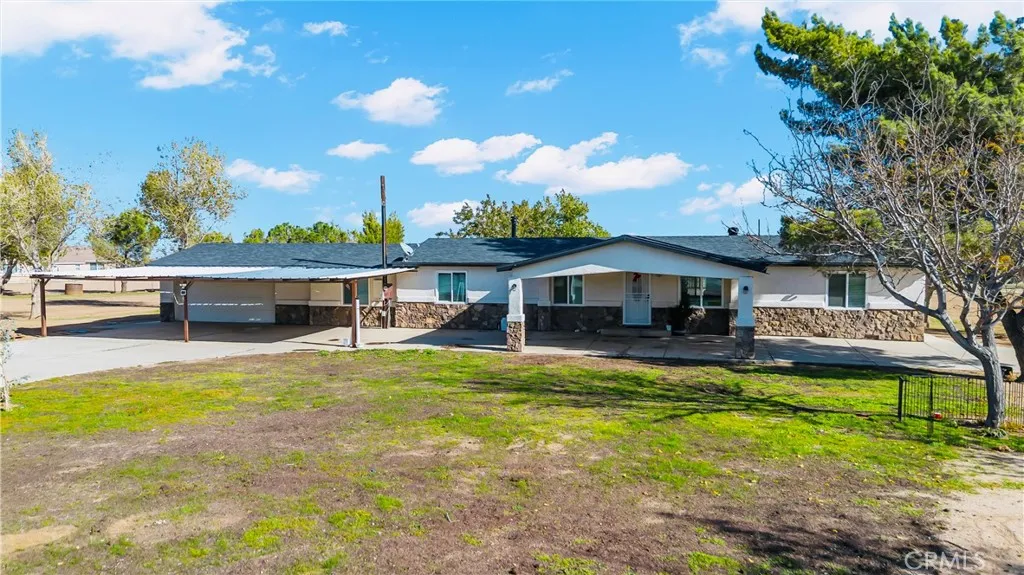 9888 Trinity, Oak Hills, California 92344 home-pic-0