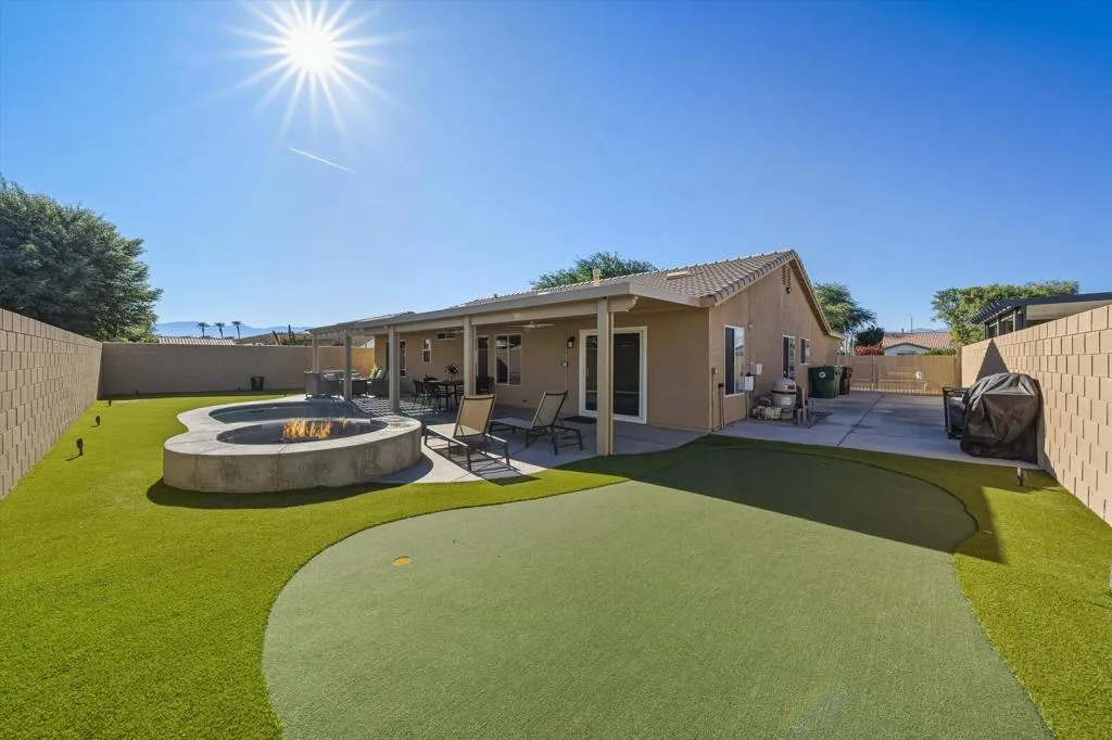 47666 Margarita Street, Indio, California 92201 home-pic-4
