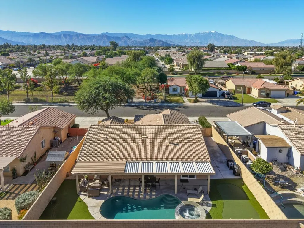 47666 Margarita Street, Indio, California 92201 home-pic-38