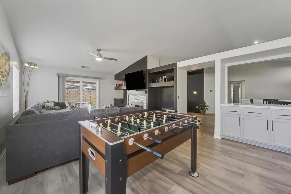47666 Margarita Street, Indio, California 92201 home-pic-14