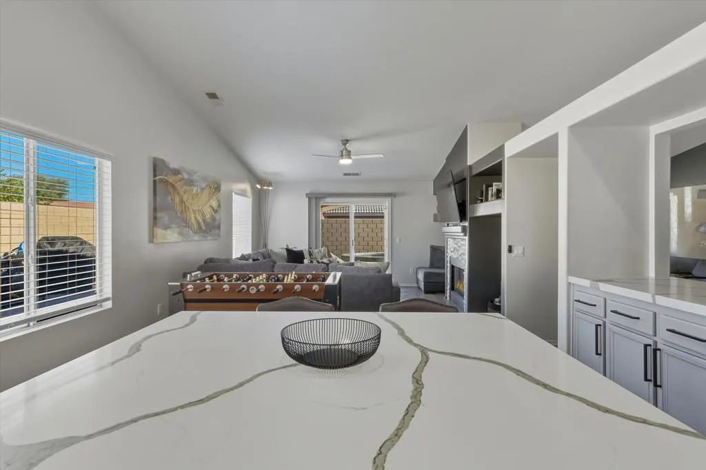 47666 Margarita Street, Indio, California 92201 home-pic-18