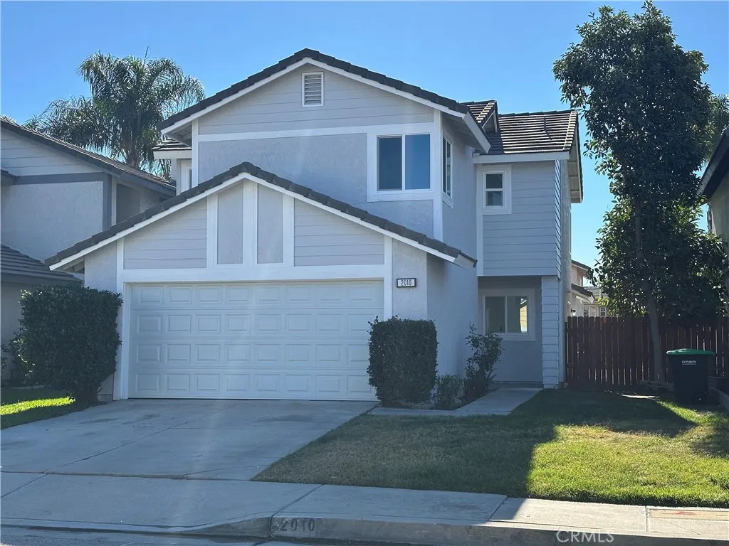 2010 Date Tree, Colton, California 92324 home-pic-1