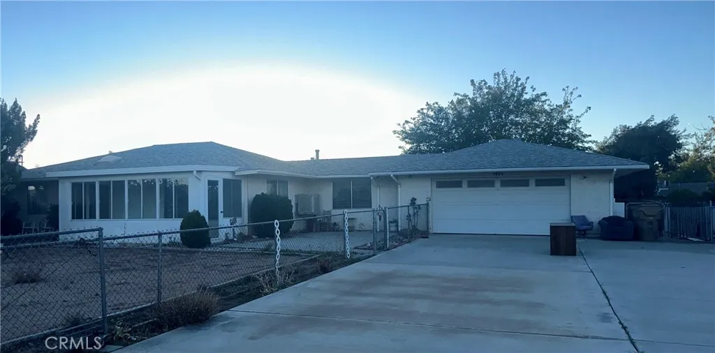 7544 Oakwood, Hesperia, California 92345 home-pic-0