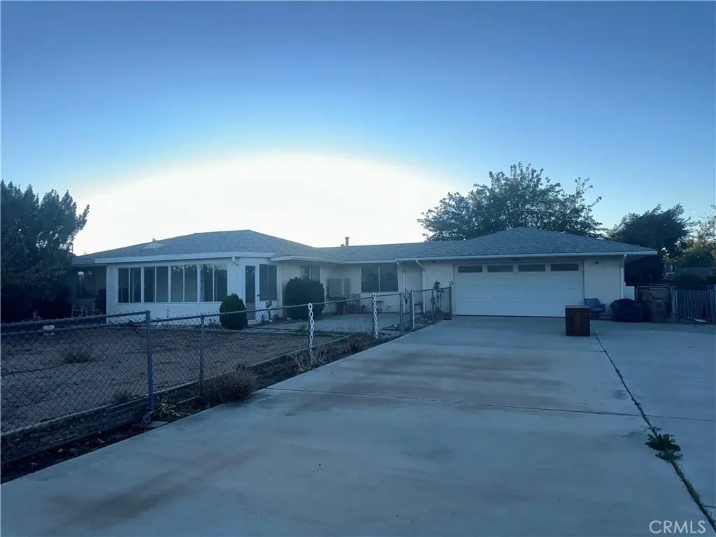 7544 Oakwood, Hesperia, California 92345 home-pic-29