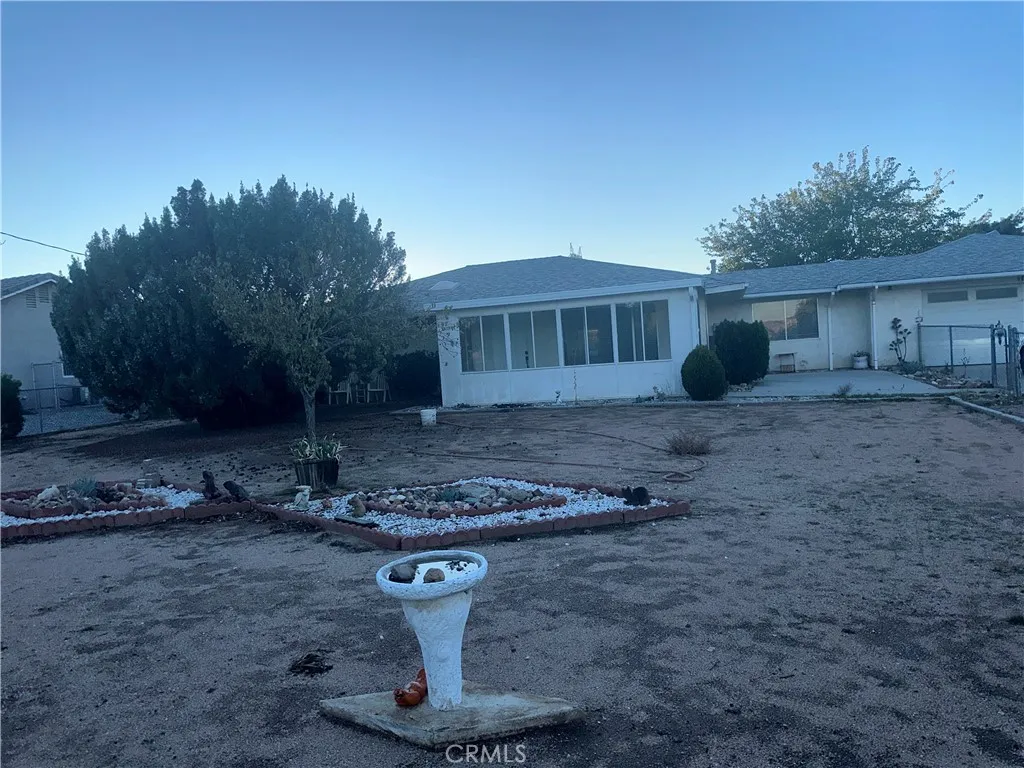 7544 Oakwood, Hesperia, California 92345 home-pic-26