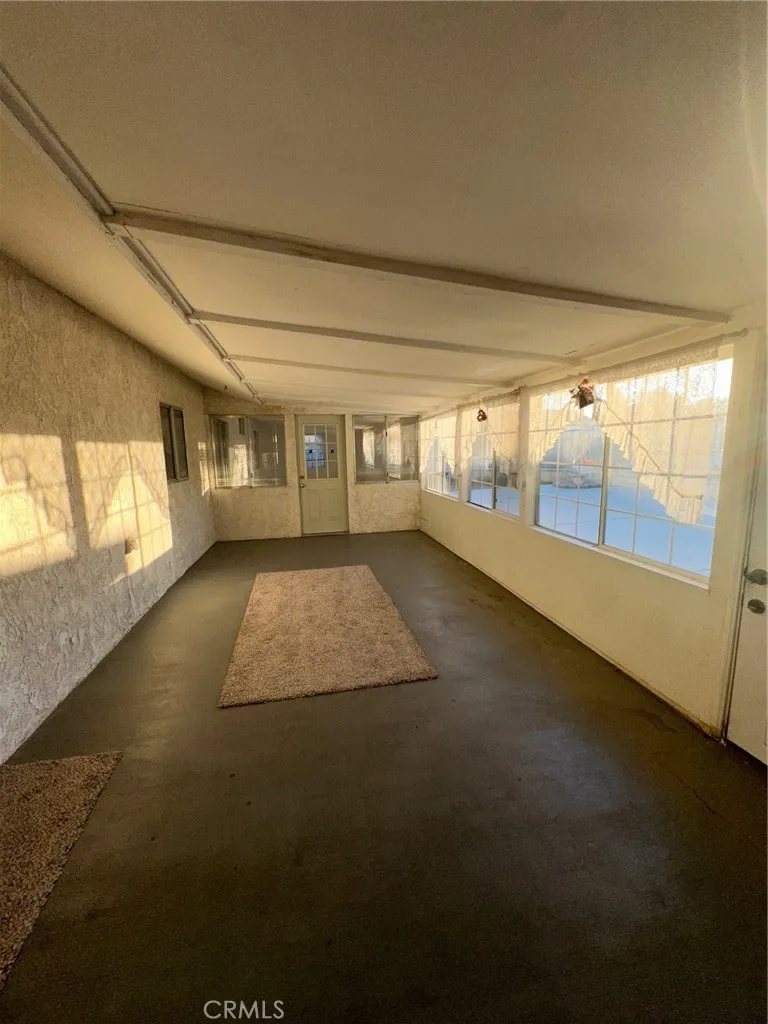 7544 Oakwood, Hesperia, California 92345 home-pic-20
