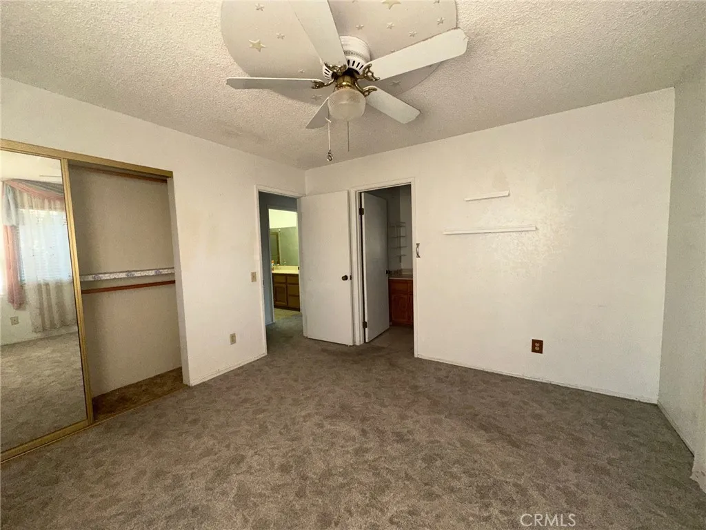 7544 Oakwood, Hesperia, California 92345 home-pic-11