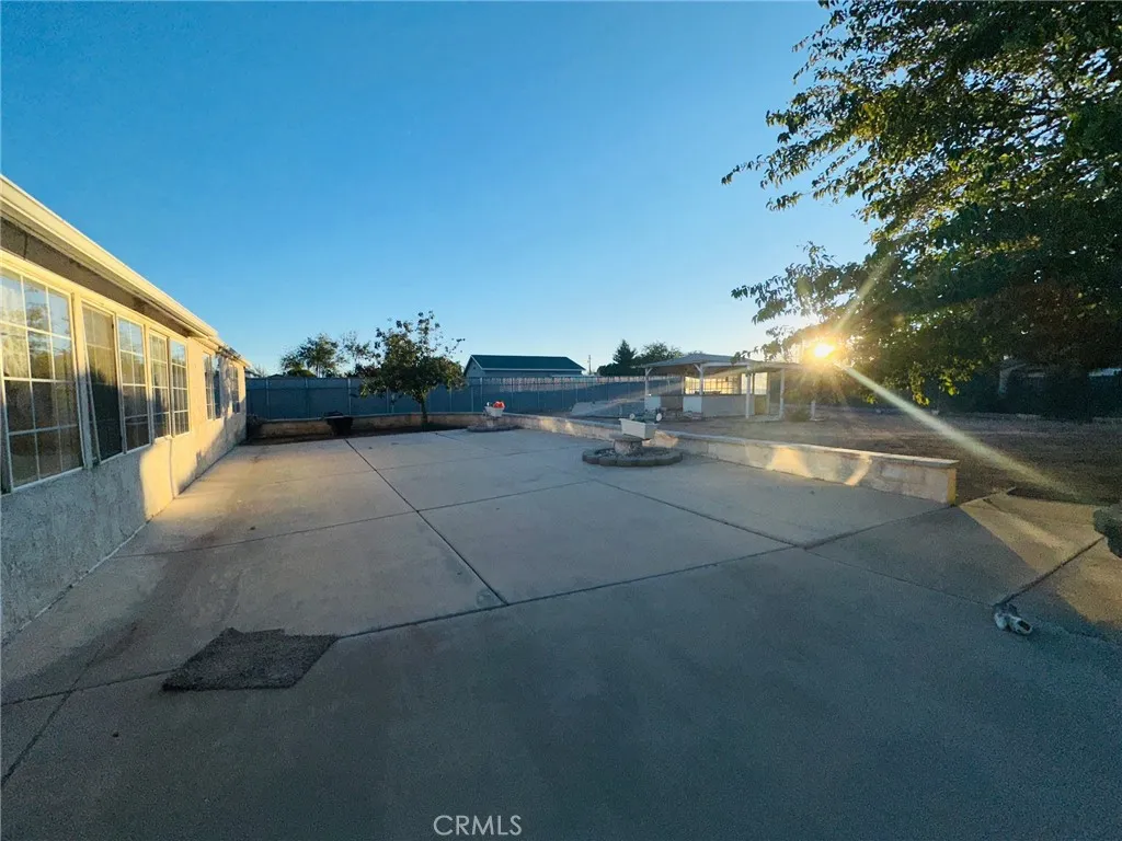 7544 Oakwood, Hesperia, California 92345 home-pic-22