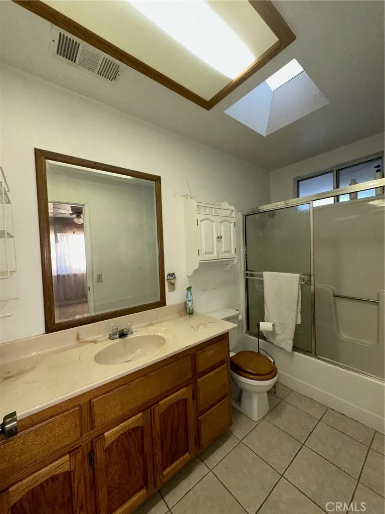 7544 Oakwood, Hesperia, California 92345 home-pic-12