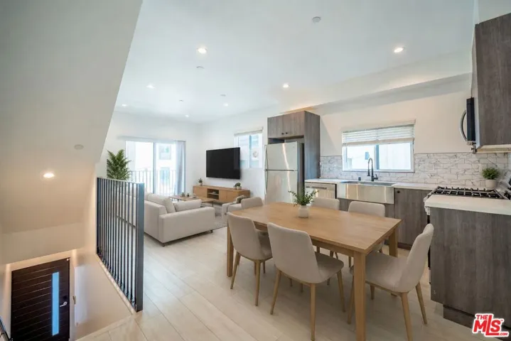 246 N Dillon Street 246, Los Angeles, California 90026