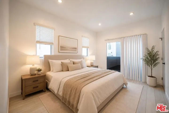 246 N Dillon Street 246, Los Angeles, California 90026