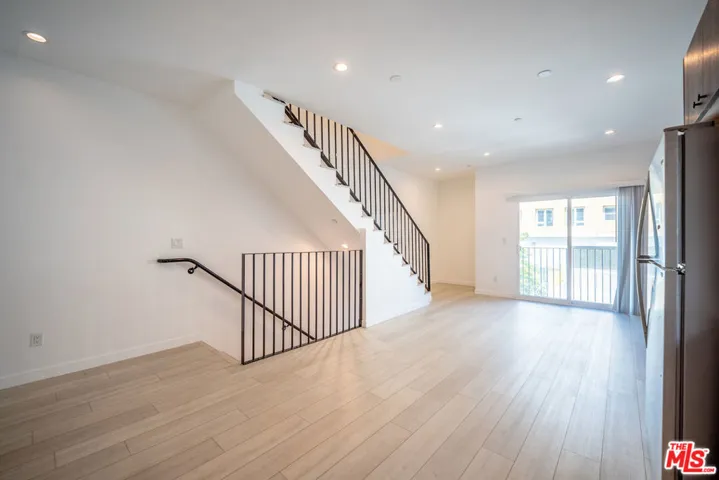 246 N Dillon Street 246, Los Angeles, California 90026