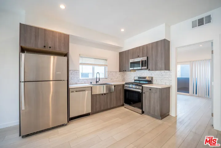 246 N Dillon Street 246, Los Angeles, California 90026