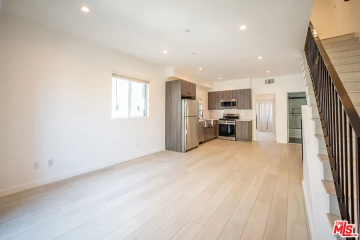 246 N Dillon Street 246, Los Angeles, California 90026