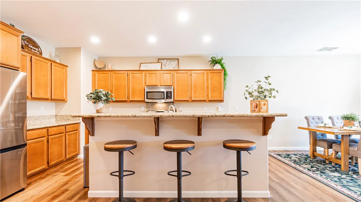 27055 Back Bay Drive, Menifee, California 92585 home-pic-10