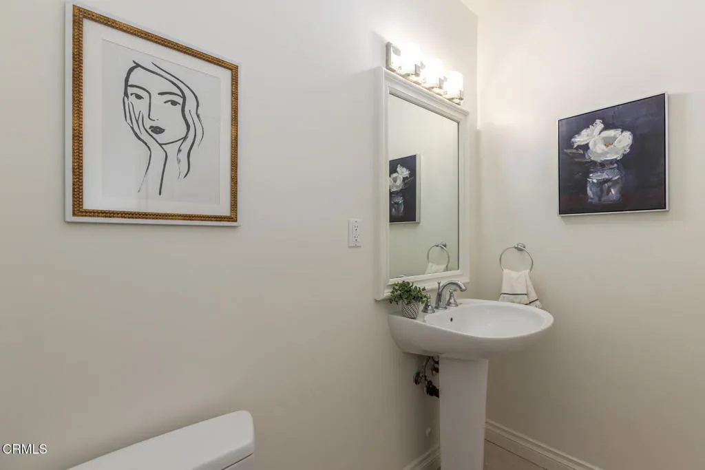 4926 Crown Avenue, La Canada Flintridge, California 91011 home-pic-37