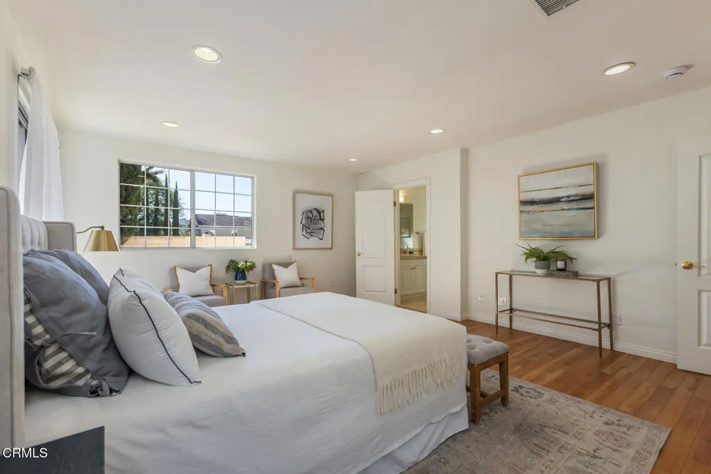 4926 Crown Avenue, La Canada Flintridge, California 91011 home-pic-40