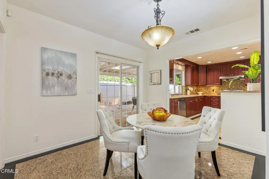 4926 Crown Avenue, La Canada Flintridge, California 91011 home-pic-28