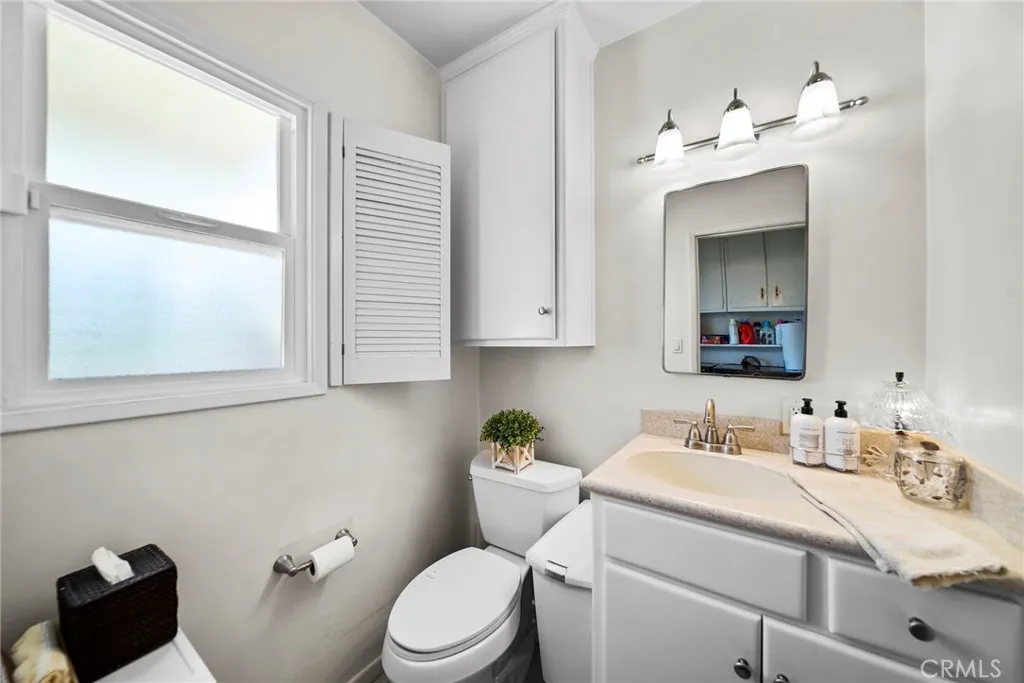 220 Barranca, Monterey Park, California 91754 home-pic-14