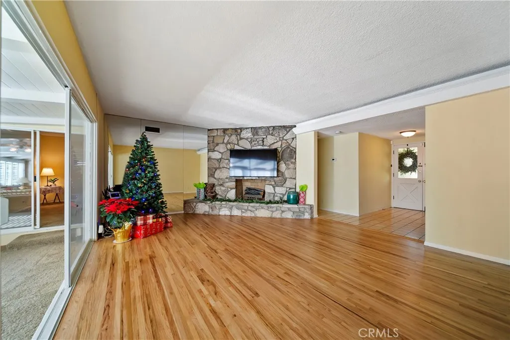 220 Barranca, Monterey Park, California 91754 home-pic-7