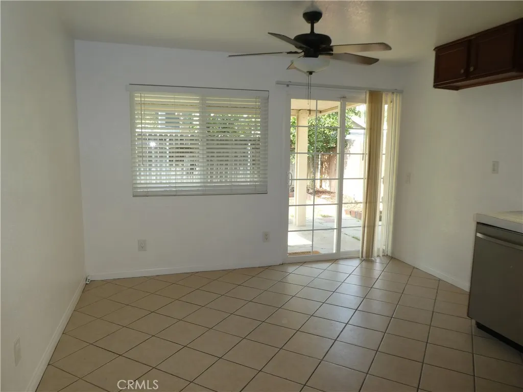 3842 Ridge Road, Riverside, California 92501 home-pic-7