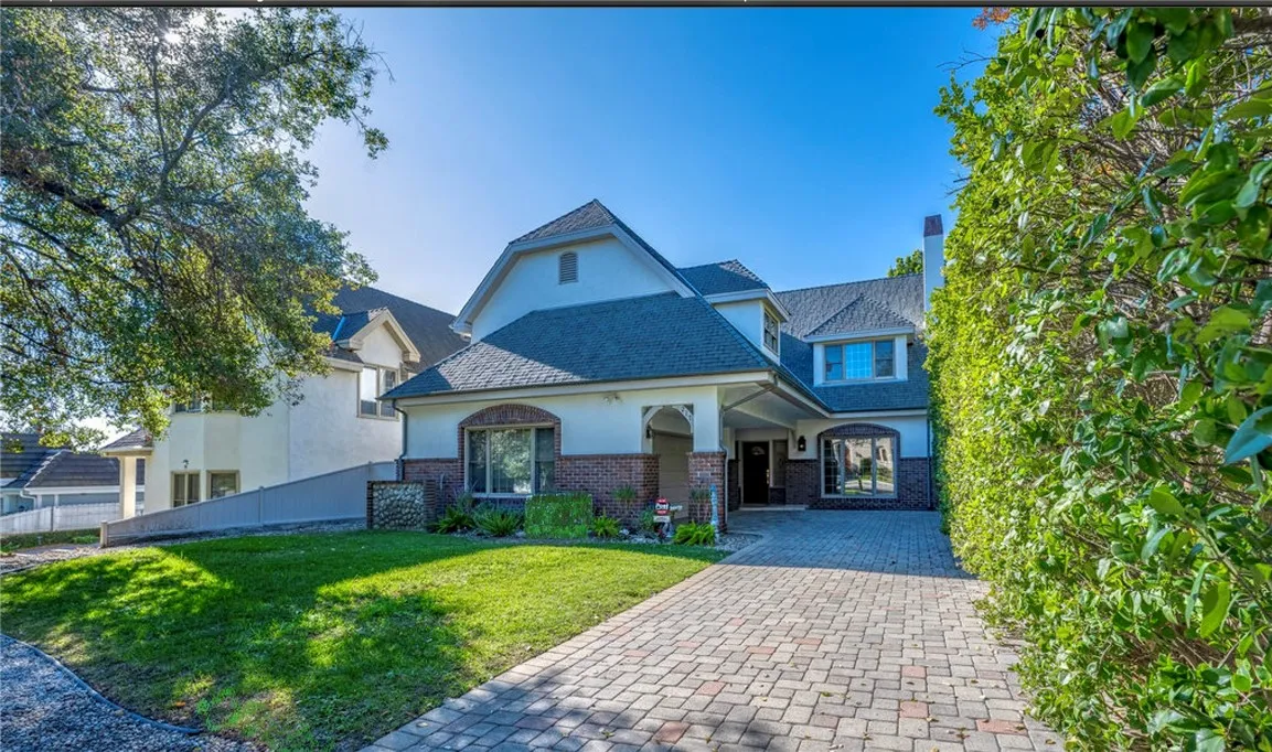 217 N Lima, Sierra Madre, California 91024 home-pic-1