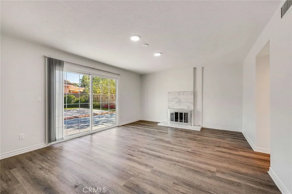 17420 Niagara Avenue, Cerritos, California 90703 home-pic-9