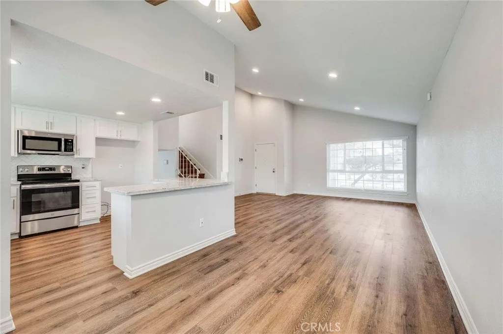 17420 Niagara Avenue, Cerritos, California 90703 home-pic-5
