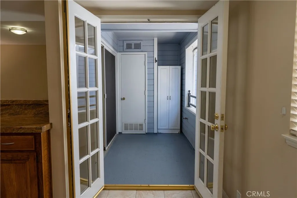 23169 Mulholland, Woodland Hills, California 91364 home-pic-20