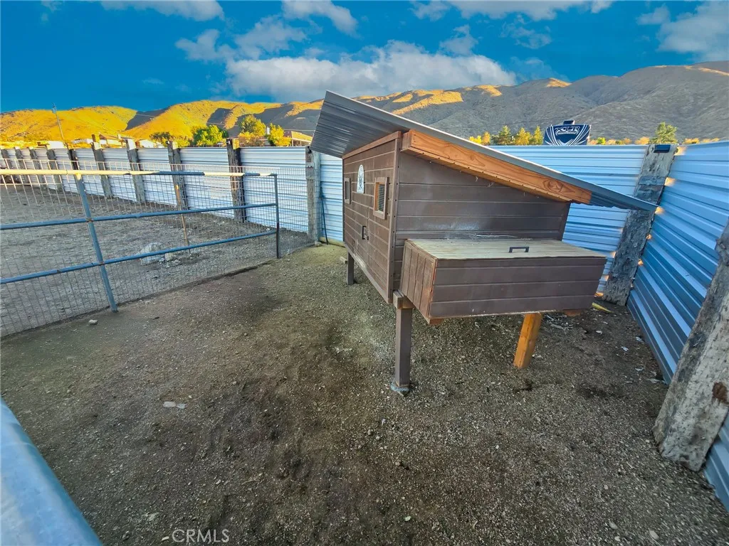 22227 Skyline, Apple Valley, California 92308 home-pic-35