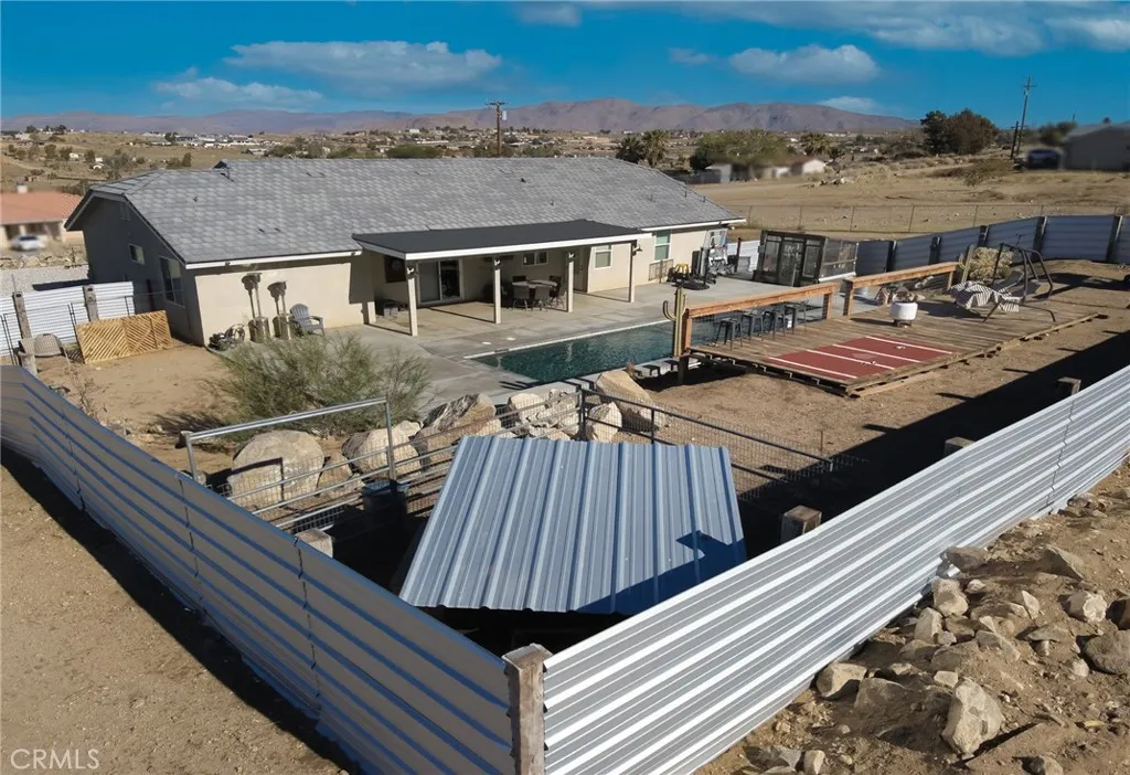 22227 Skyline, Apple Valley, California 92308 home-pic-37
