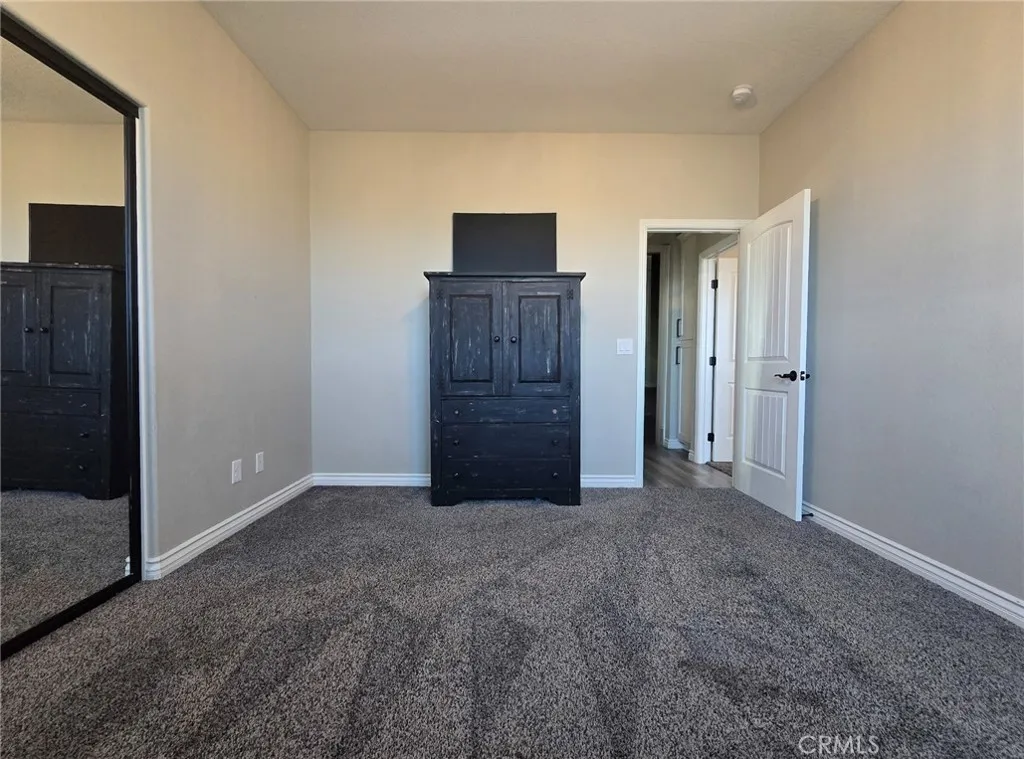 22227 Skyline, Apple Valley, California 92308 home-pic-6