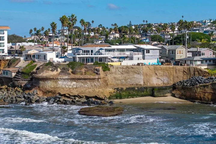 1476 80 Pescadero Drive, San Diego, California 92107