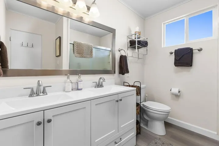 1476 80 Pescadero Drive, San Diego, California 92107